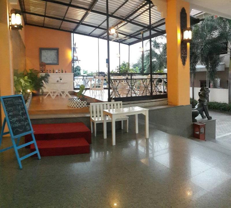 צ'יאנג מאי La Mai Hotel מראה חיצוני תמונה